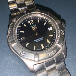 Tag Heuer 200m professional